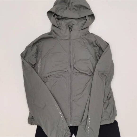 lululemon Everlux Classic-Fit Track Jacket - Picture 3 of 3